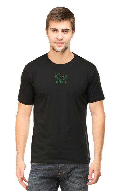 Model wearing black Closed 24/7 men’s regular fit t-shirt front view – bold graphic print on soft cotton fabric
